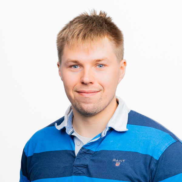 Toni Lääperi